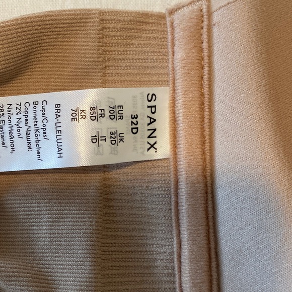 SPANX Bra-llelujah!® Lightly Lined Wireless Bra. 32D - Picture 2 of 8